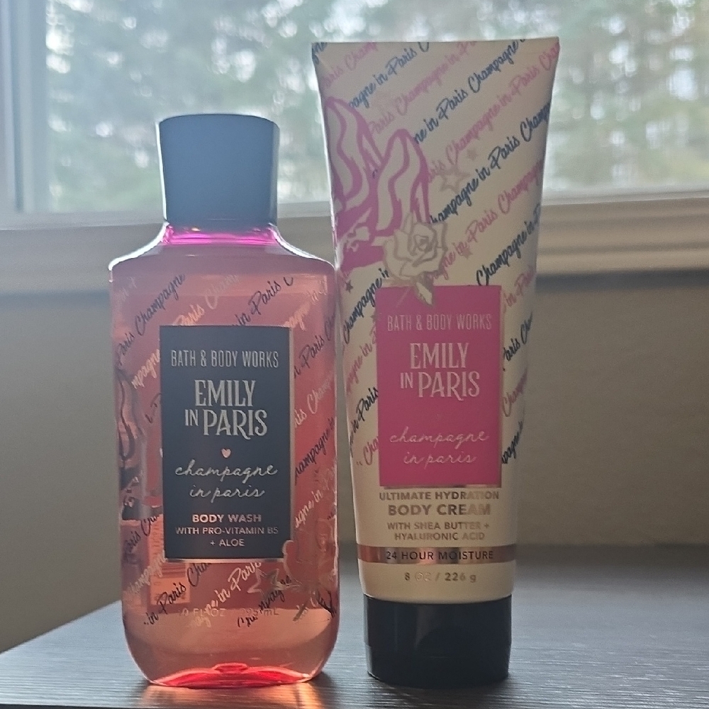 Bath & Body Works Emily in Paris Champagne in Paris Body Wash & Cream - Pink